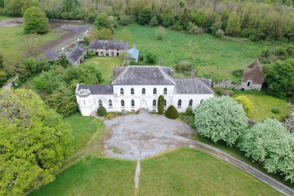 Hollypark house
